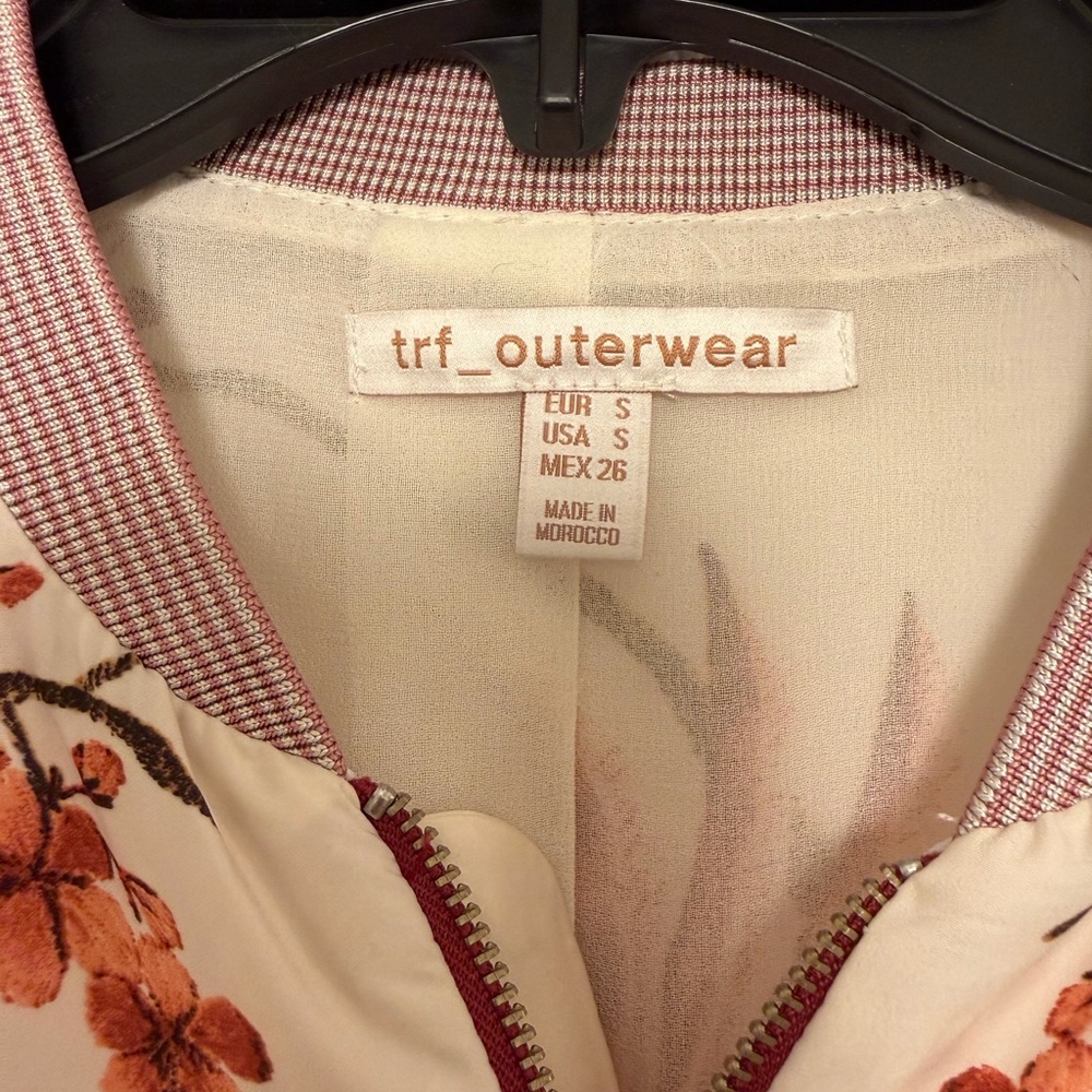 TRF Outerwear Cherry Blossom Cranes Satin Bomber Jacket Size Small - Picture 4 of 5